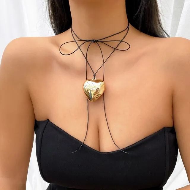 IngeSight.Z Exaggerated Big Metal Love Heart Pendant Necklace For Women Goth Black Velvet Short Choker Necklace Jewelry Gift